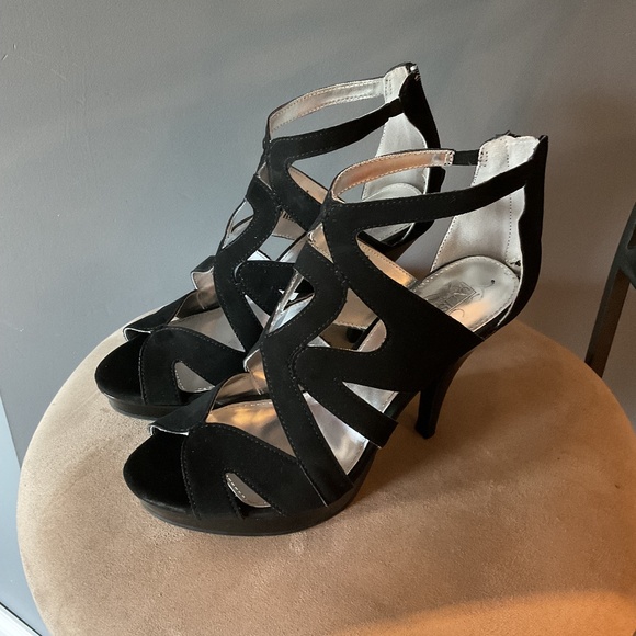 Black Cage Heels - Picture 1 of 8